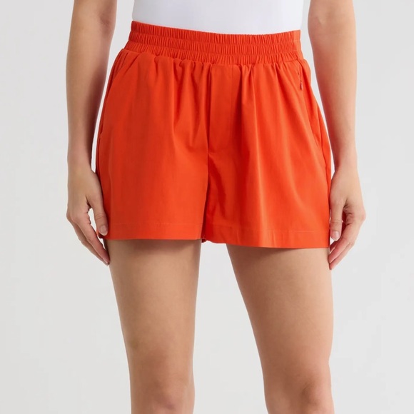 Good American poplin weekend shorts